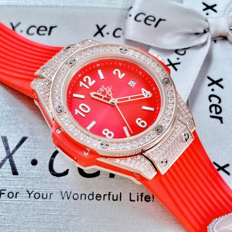 Xcer Tựa Hublot |Nữ Giới |Đính Đá Rose Gold |Dây Silicone Đỏ |Máy Pin (Quartz) |Size 36mm