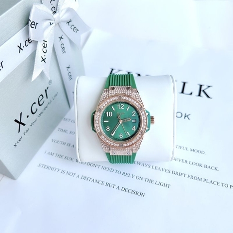 Xcer Tựa Hublot |Nữ Giới |Đính Đá Rose Gold |Dây Silicone Xanh Lá |Máy Pin (Quartz) |Size 36mm