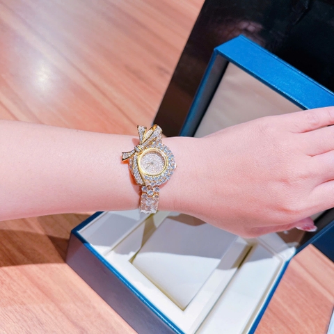 Chopard Mặt Nơ |Nữ Giới |Full Đá |Dây Kim Loại Vàng Gold |Máy Pin (Quartz) |Size 30mm