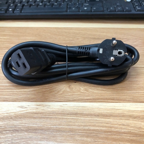 Dây nguồn 2 chân tròn WELL SHIN WS-010 WS-002F to BS EN60320 KM38965 IEC 320 C19 16A 250V 3x1.5mm dài 2.5M for máy chủ , PDU , UPS