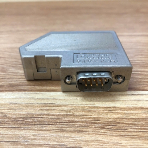 Phoenix Contact SUBCON-PLUS-M2 9135303-02 9 Way Straight 2.77 mm Pitch Cable D-Sub DB9 Male Connector