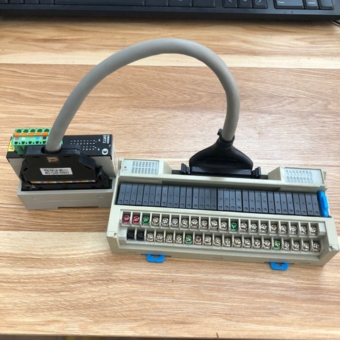 Bộ Cầu cáp IO-LINK SAMWON Falink F32C-NS-G Relay Module 40 Way Terminal to OMRON DRT2-OD32ML Remote Terminal 24VDC 0.3A/P 4A/C
