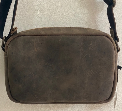 Clucth nam bò sáp - Nâu