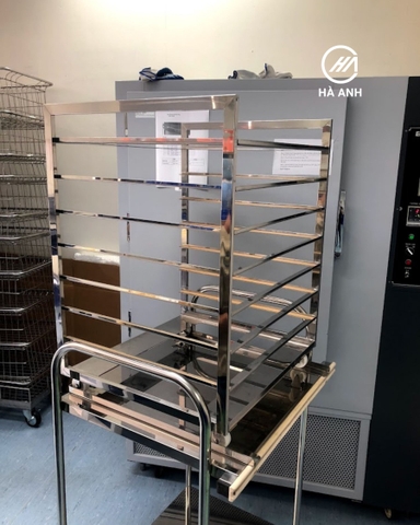 Giá kệ Inox sử dụng trong Y Tế