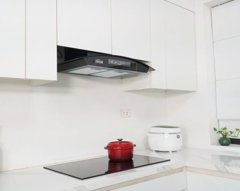 Máy hút mùi Ferroli HC-700DSS