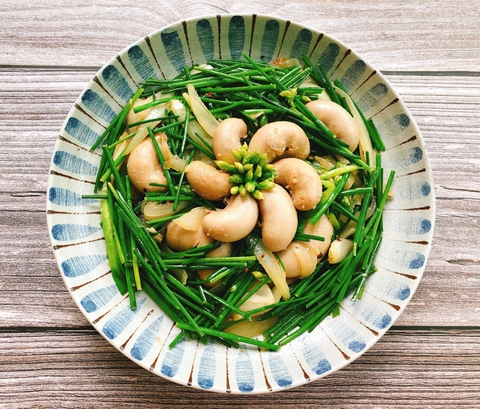 NGỌC KÊ GÀ