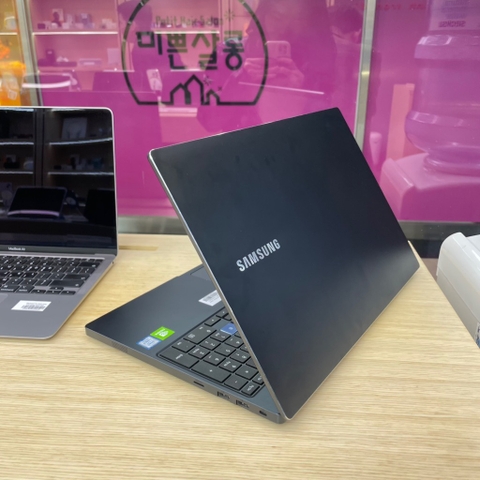 Samsung Galaxy Book 750BBC i7/8/256gb A