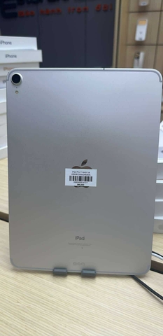 IPAD RRO 11-INCH 1st 256GB PIN 90% Màu Silver