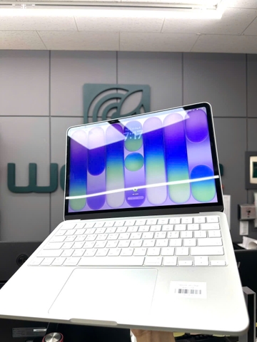 macbook neo 256gb silver1/100A