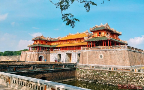 Hà Nội - Vinh - Huế - Quảng Trị - Quảng Bình - Hà Nội