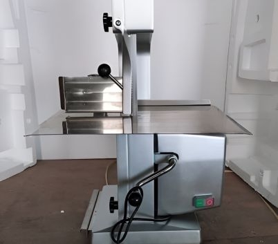Máy cưa xương Berjaya BJY-BSM650