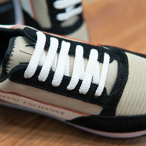 Giày ARMANI EXCHANGE vải lưới be - da lộn đen - gót nâu đỏ , chữ đen ngang ở sườn