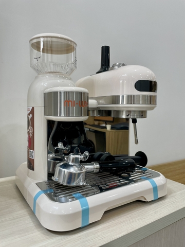 Máy Pha Cà Phê Mi-Lux F186