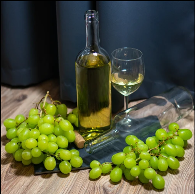 Rượu vang trắng được làm như thế nào?