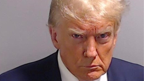 Xung đột gia tăng giữa Donald Trump và kẻ thù pháp lý của ông