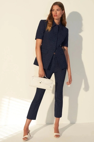 Áo VERONICA cộc họa tiết nổi (có set)