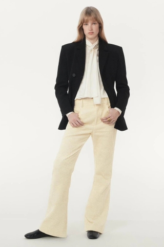 Quần xuông nhung vàng