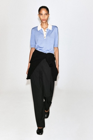 Polo COS xanh cổ trắng