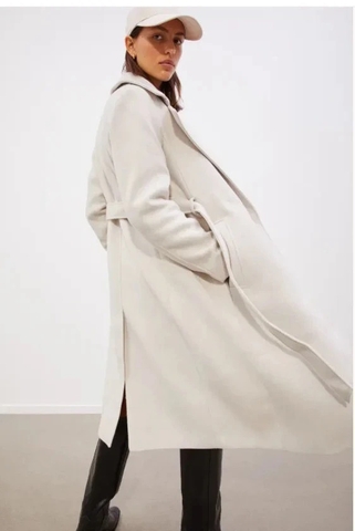 Áo dạ HM cổ vuông dáng dài