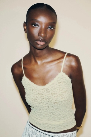 Áo 2 dây ZARA ren hoa 2 màu