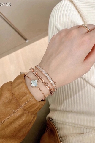 Vòng VAN CLEED đá