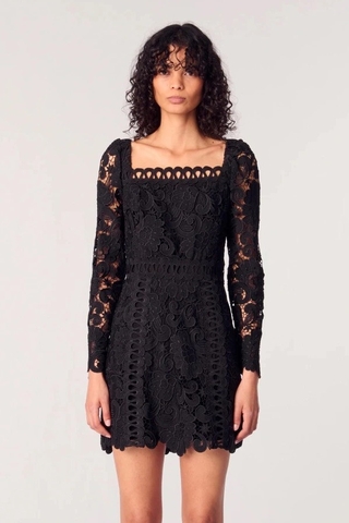 Váy MAJE ren đen cổ vuông