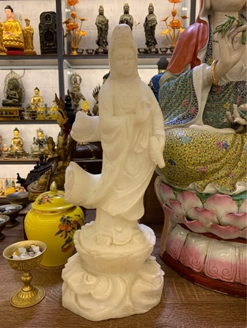 Tượng Đức Bồ Tát Quán Thế Âm cẩm thạch trắng Việt Nam 50cm