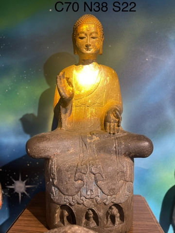 Tượng Đức Bổn Sư Thích Ca đá xanh nguyên khối xưa thế ngồi kiết ấn tiếp dẫn 67cm