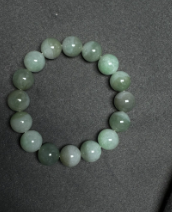 Vòng Tay Lục Đậu Hoa Bay - Băng Hoá Khởi Keo - 13.mm