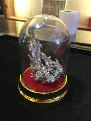 TINH THỂ LEKLAI TỰ NHIÊN MÀU BẠC 7CM