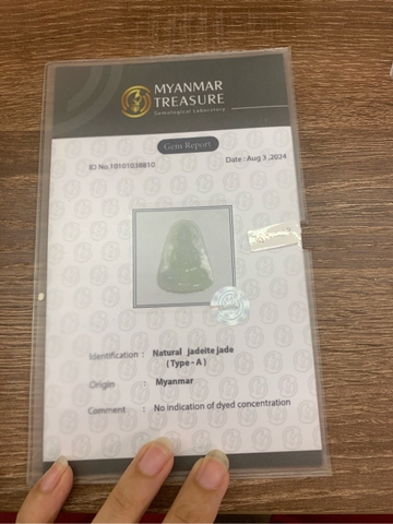 Mặt dây chuyền phỉ thuý 10g