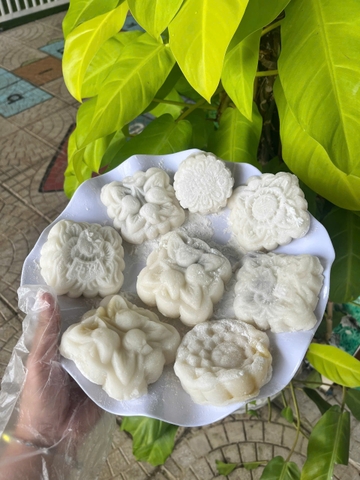 BÉ TẬP LÀM NỘI TRỢ 