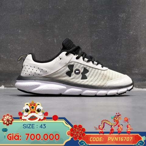 Giày 2hand Charged Assert 8 'Black White' 3021952-110 SIZE 43 pvn16707