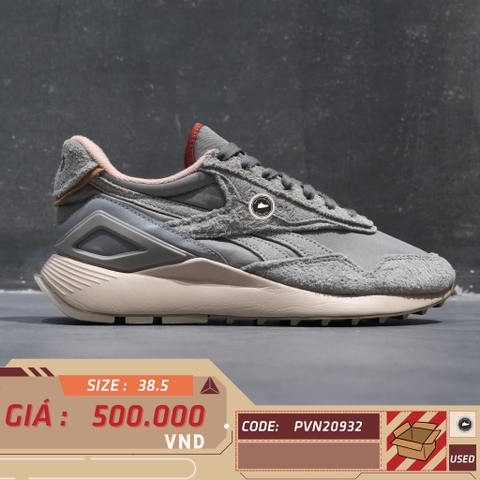 REEBOK X LOONEY TUNES CLASSIC LEGACY AZ GW4301 SIZE 38.5 GIÀY 2HAND CHÍNH HÃNG PVN20932