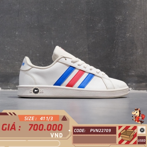 🔥 ADIDAS GRAND COURT BASE – CLOUD WHITE / BLUE / ACTIVE RED – SIZE 41 1/3 – PVN22709 – CHÍNH HÃNG