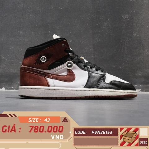 Air Jordan 1 Mid SE Dark Pony - HF3216-102 - Size 43 - GIÀY 2HAND CHÍNH HÃNG PVN26163