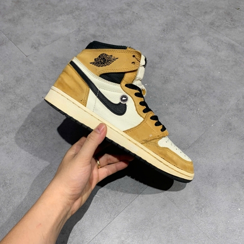 Nike Air Jordan 1 Retro High OG Rookie of the Year - 555088-700 - Size 42 - GIÀY 2HAND CHÍNH HÃNG PVN25958