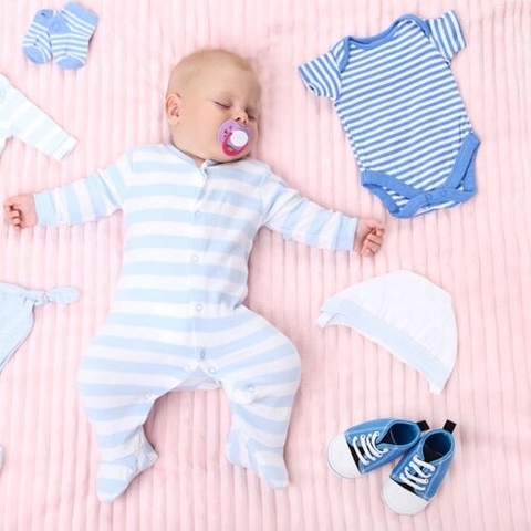 Tips chọn đồ cho bé sơ sinh mẹ nào cũng cần lưu tâm