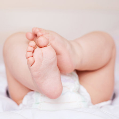 BÉ SƠ SINH BỊ HĂM, MẸ PHẢI LÀM SAO?