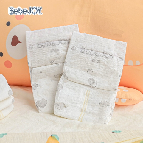 Bỉm cho bé sơ sinh có cần thấm hút tốt?