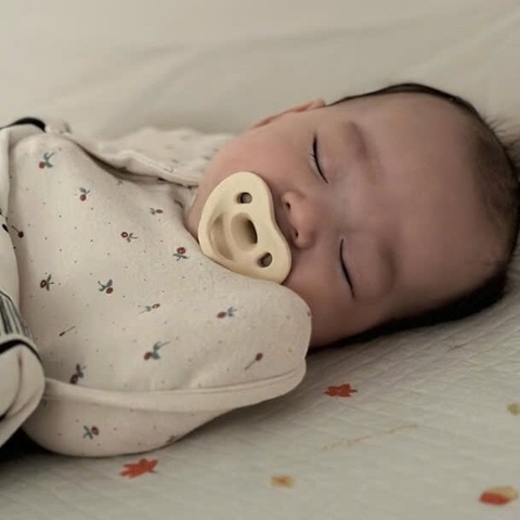 Một vài lưu ý vệ sinh cho bé sơ sinh trong tháng đầu tiên