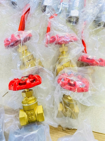 Van bi tay gạt (inox, đồng, hợp kim xi kẽm)