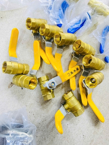 Van bi tay gạt (inox, đồng, hợp kim xi kẽm)