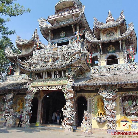 Khám phá 11 kỷ lục của chùa Linh Phước Đà Lạt