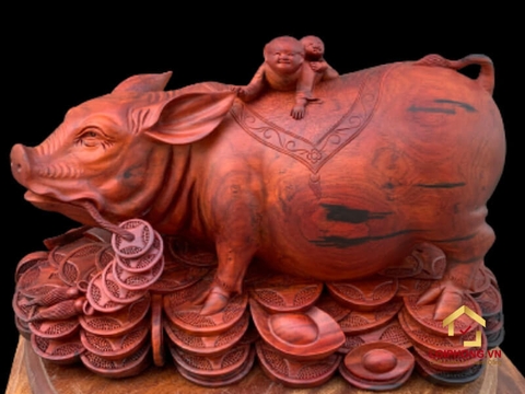 Tượng lợn gỗ: Biểu tượng cho sự sung túc và đầy đủ