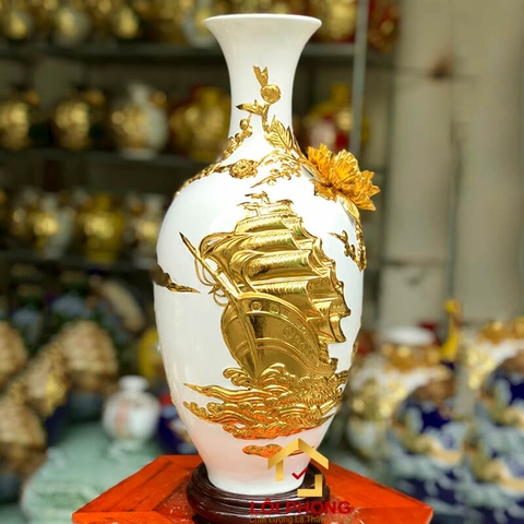 Bình hút tài lộc thuận buồm xuôi gió cao 42 cm đường kính 19 cm dát vàng