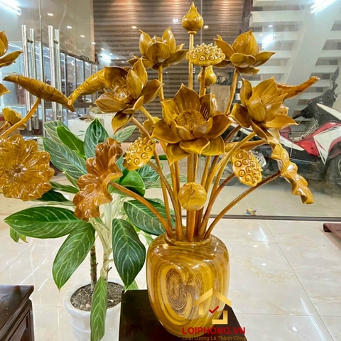 Bình Hoa Sen Gỗ Cẩm Vàng 17 cành