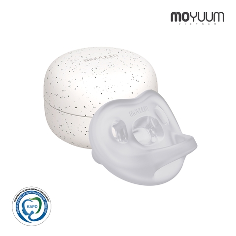 Ty ngậm 100% silicone Moyuum - 3-6m - Màu trong suốt