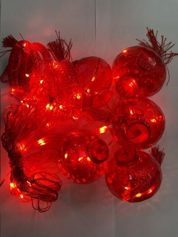 Đèn lồng quả cầu đỏ trang trí Tết có đèn led gắn chữ Phúc thả mành đón tết 2024 (dài 3m 8 )