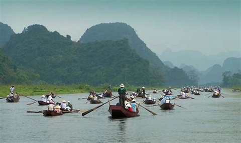 CHÙA HƯƠNG (1 ngày )